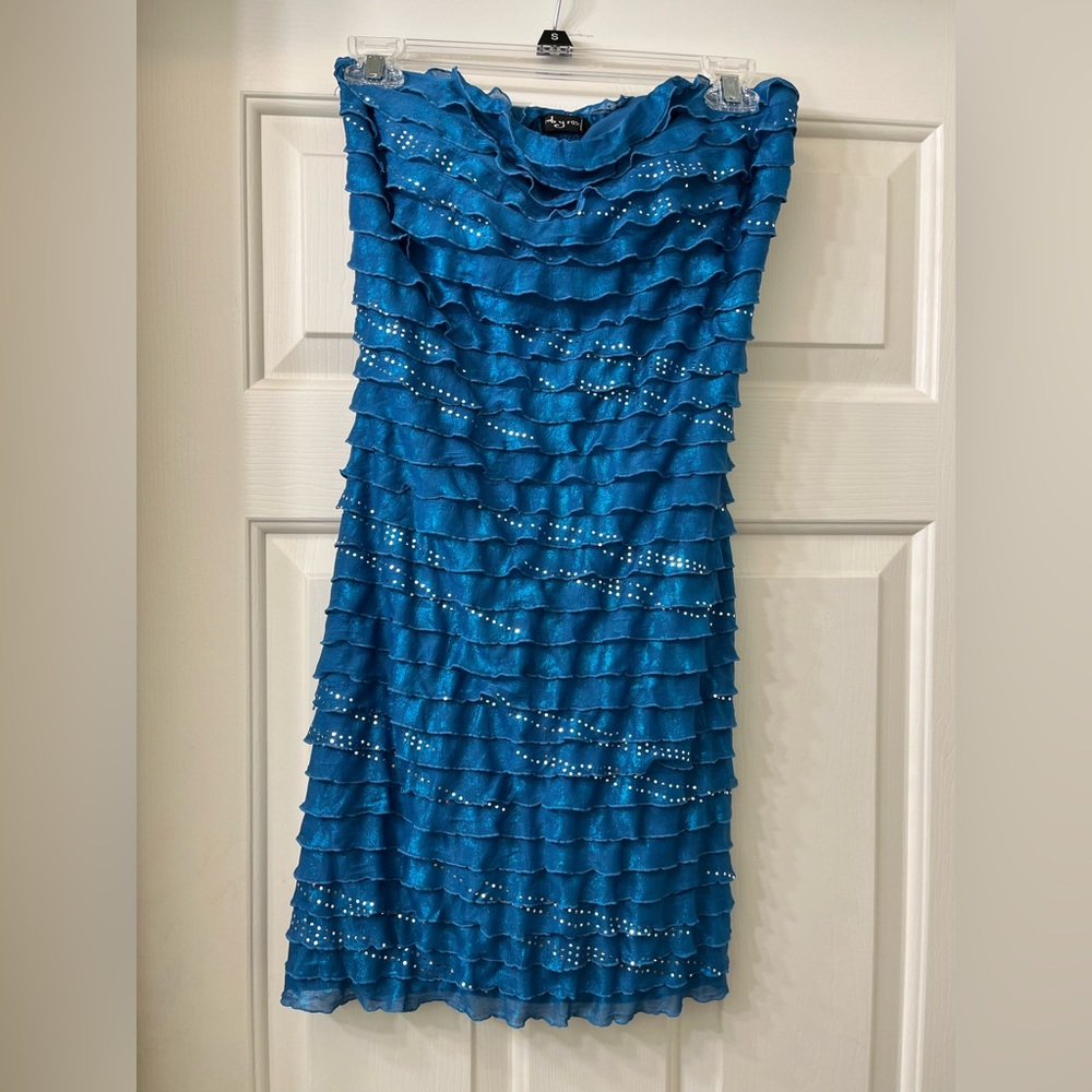 Blue bodycon dress